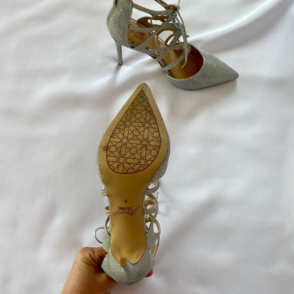 Gorgeous Badgley Mischka heels - Picture 12 of 12